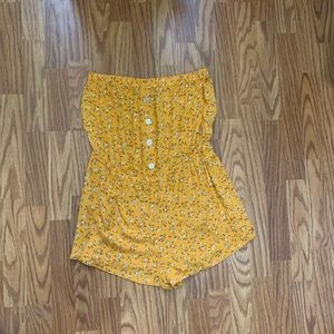 Floral strapless romper